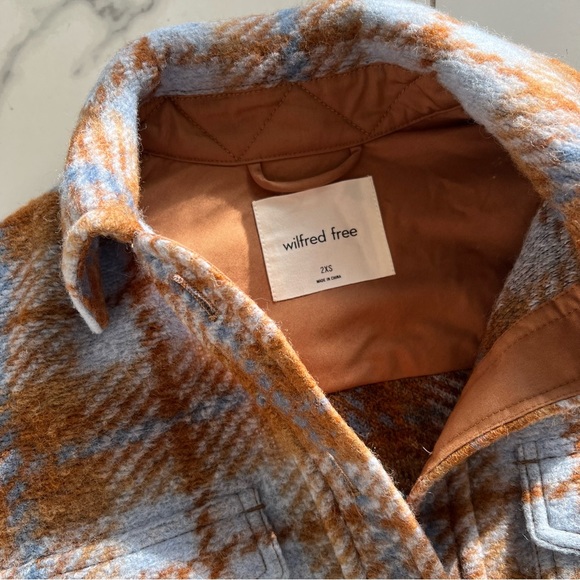 Wilfred Free | The Ganna™ Cropped Shirt Jacket - Picture 8 of 10